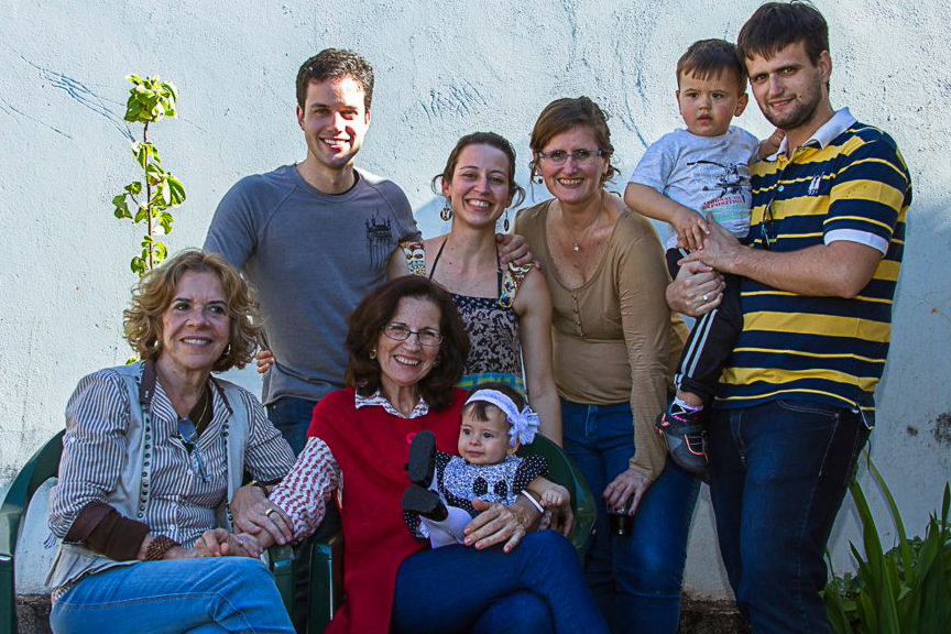 1003704_493693974059015_576461261_n