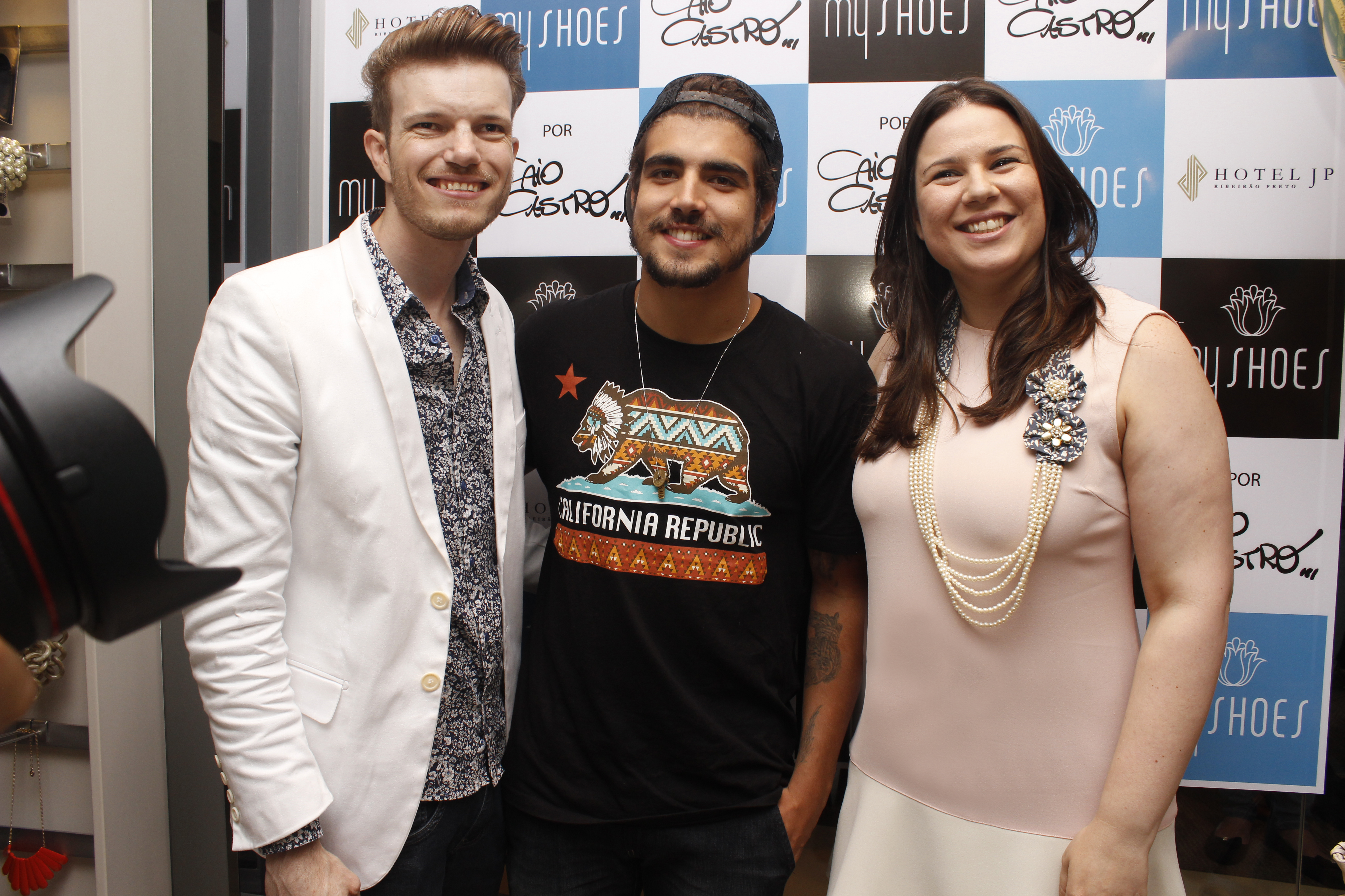 CarlosLemes_CaioCastro_LeyciCunha