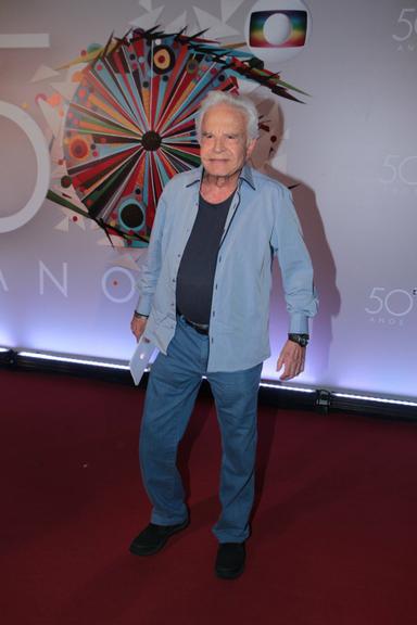 img-670445-famosos-no-aniversario-da-rede-globo20150423201429830955