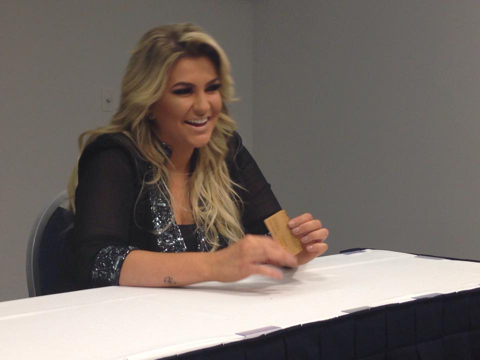 11923060_946844248687111_1820161258_n