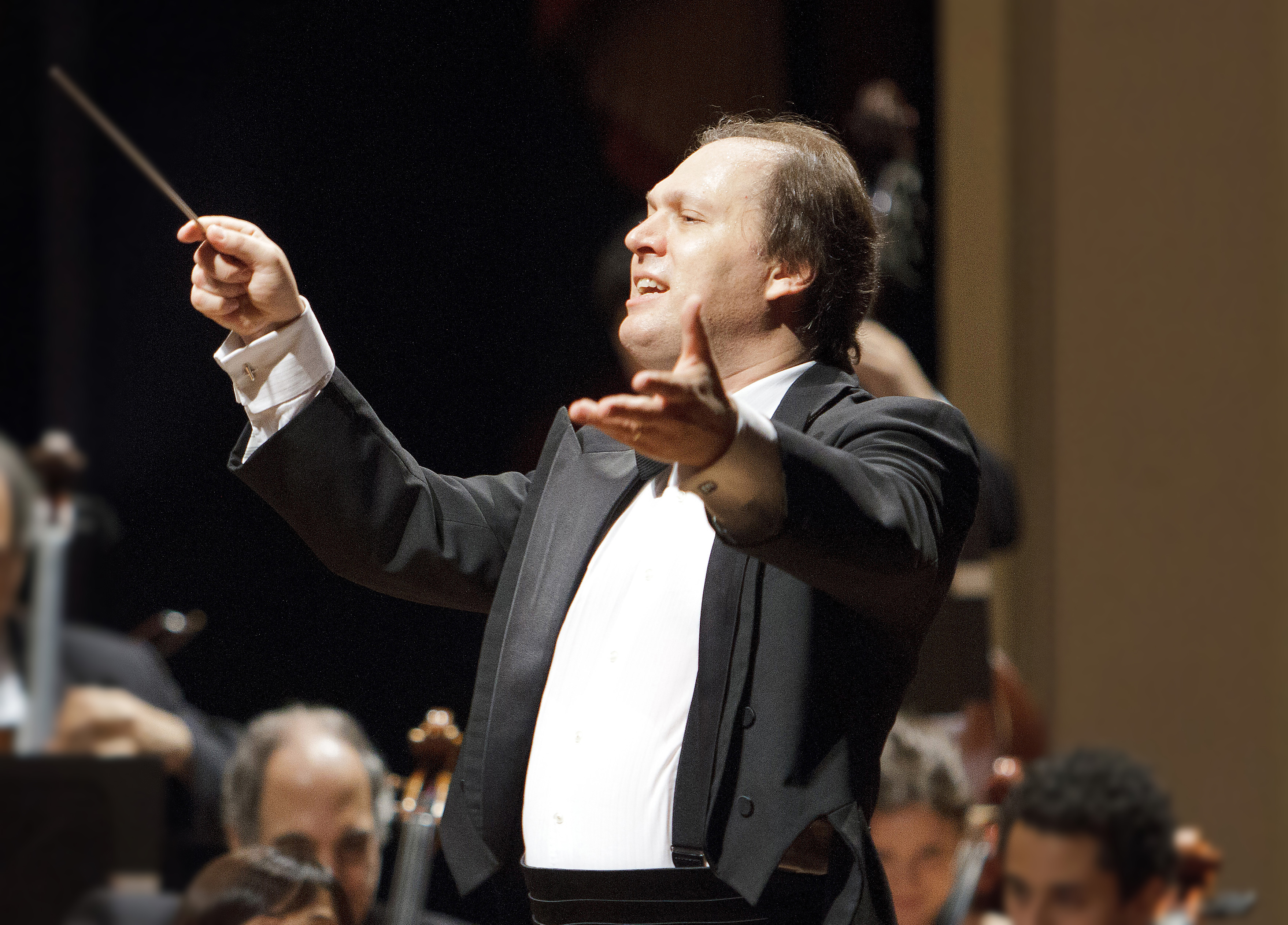 Roberto Minczuk. Foto Cícero Rodrigues