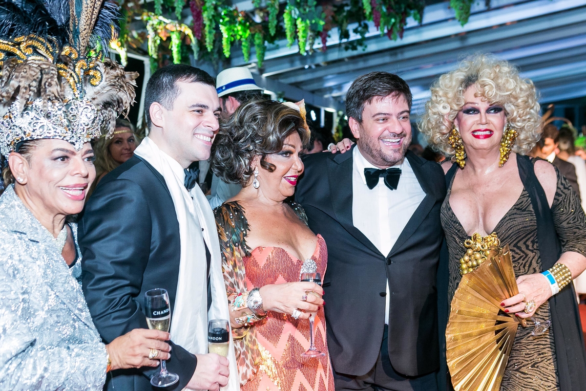 carlinhos_beauty_sandro_barros_heloina_de_castro_bruno_astuto_e_jane_de_castro_-0191_1