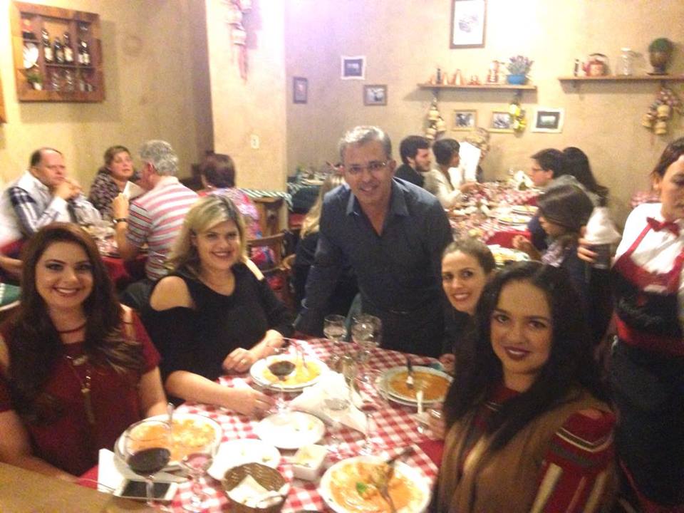 13318717_1087444914627043_1326418465_n